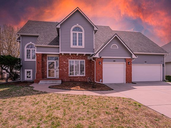 4th image of 2710 N Dublin Cir