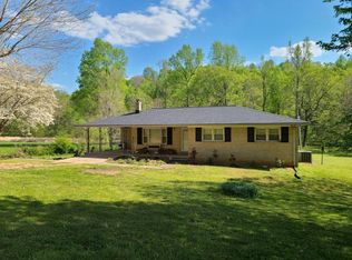 2345 Raney Camp Hollow Rd, Cumberland Furnace, TN 37051