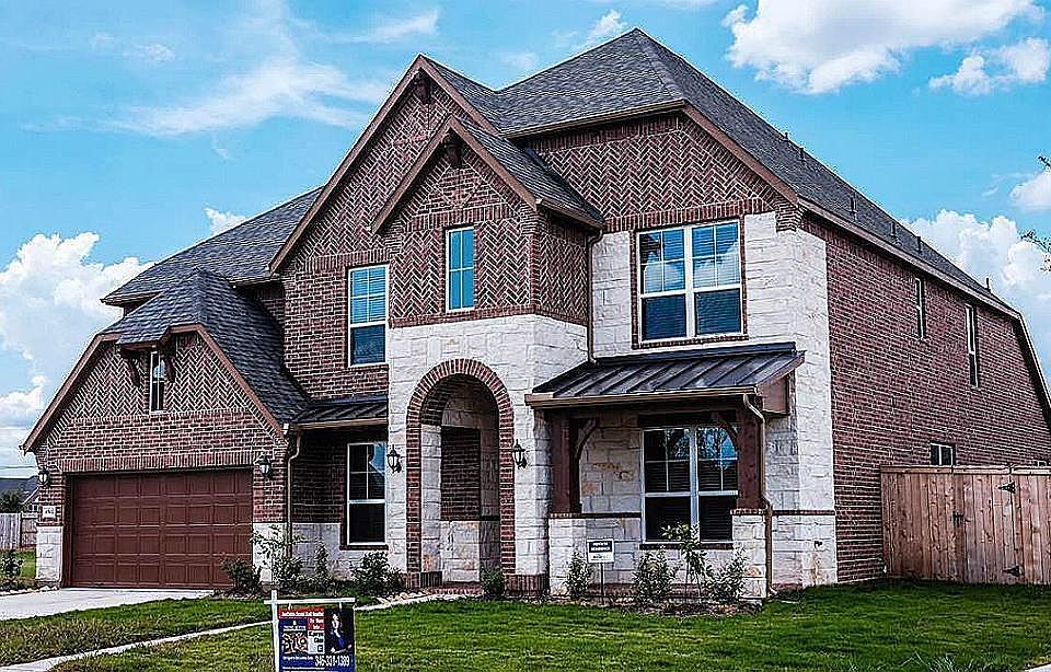 1st image of 4502 Highland Field Ln
