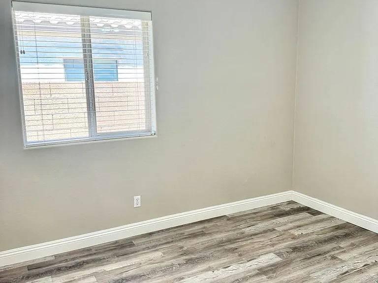 847 E La Costa Pl — Photo 23