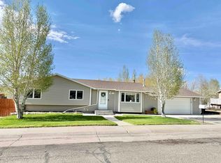 1410 Coulson Ave, Kemmerer, WY 83101