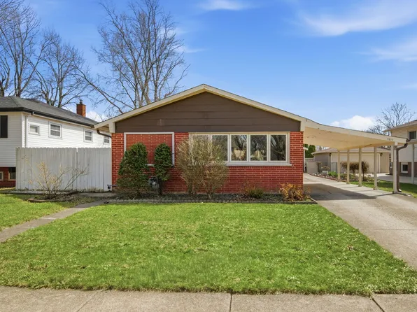 5017 W 101st St, Oak Lawn, IL 60453