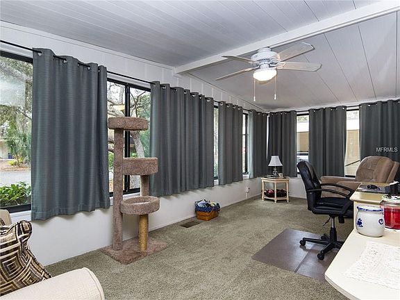 3rd image of 534 Hickory Ct