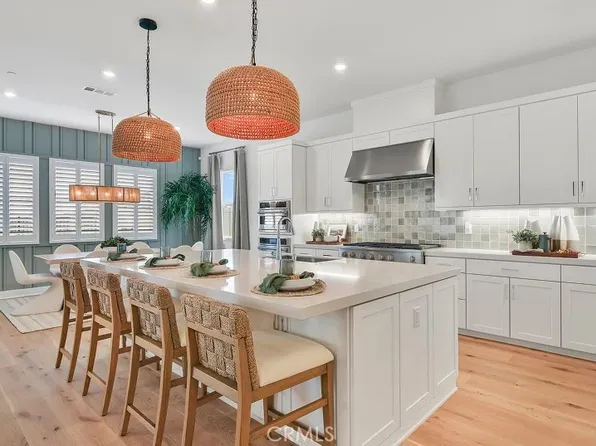 29770 Camino La Cumbre, Santa Clarita, CA 91354