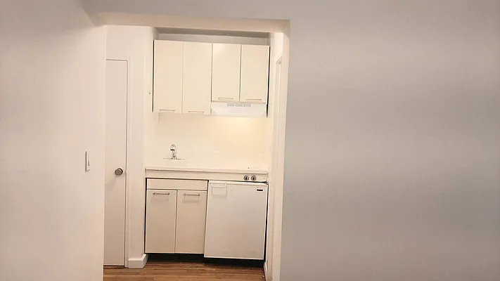 Rented by Corcoran | media 13