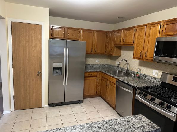 162 Stirling Ln UNIT Z2