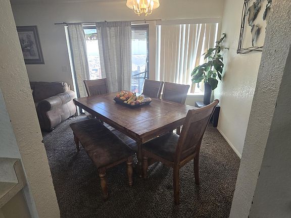 3rd image of 3020 Saratoga Ave