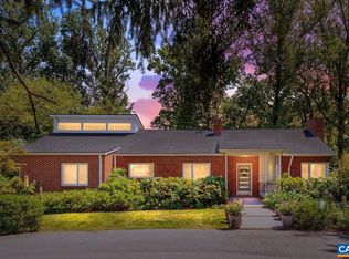 1522 Dairy Rd, Charlottesville, VA 22903