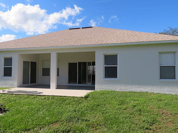 4th image of 927 Alsace Dr