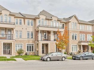 3083 Preserve Dr, Oakville, ON L6M 0W7