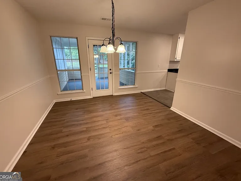 105 Mockingbird Dr — Photo 17