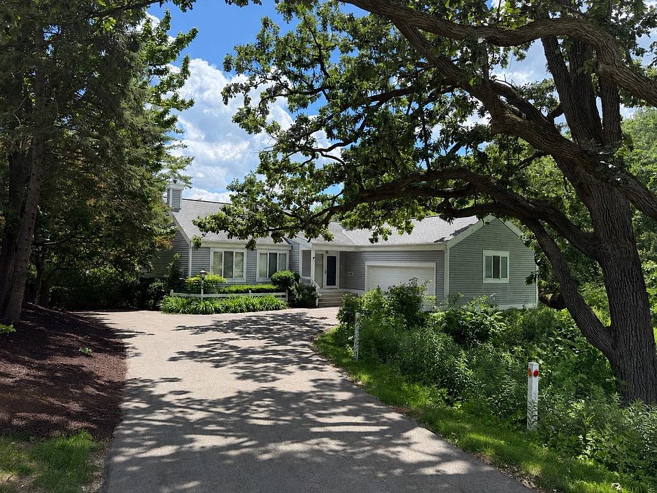 2nd image of 66 Oak Creek Trl
