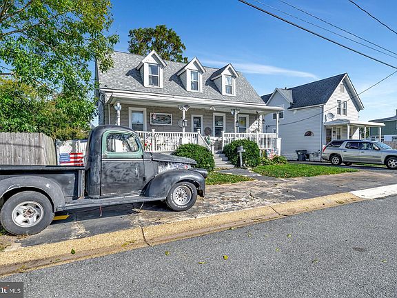 4th image of 61 Atlantic Ave