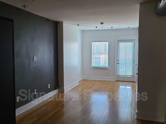 5th image of 1641 W Cary St #2