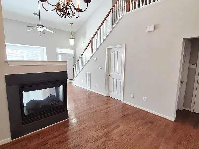 1563 Providence Knoll Dr — Photo 7