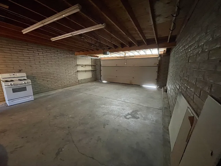 7655 E Tulip Tree St — Photo 17