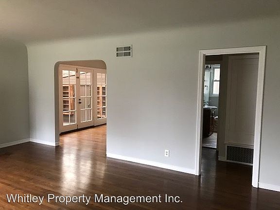 3rd image of 131 Woodsworth Ave