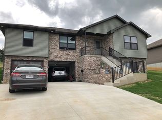 4015 Westminister Dr, Jefferson City, MO 65109