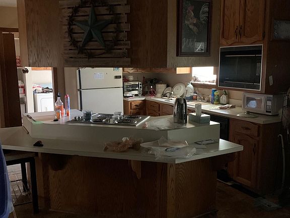 3rd image of 9150 Eastwood Dr