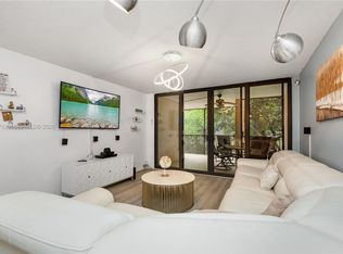 Grandview At Emerald Hill, Hollywood, FL 33021