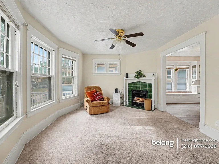 1516 E 118th St #2 — Photo 4