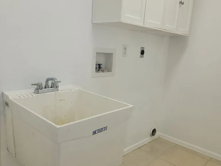 4714 Skyline Blvd — Photo 16