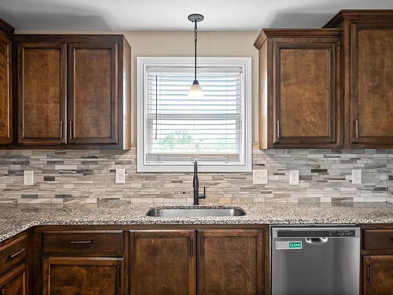358 Wingfield Dr — Photo 16