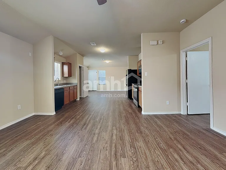 2822 Wisner Cir — Photo 6