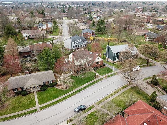 4th image of 3409 Fleetwood Dr