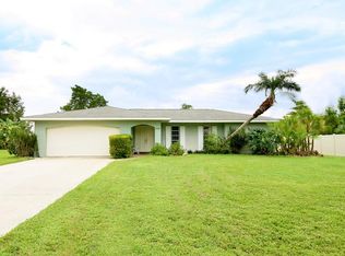 2339 W Leewynn Dr, Sarasota, FL 34240