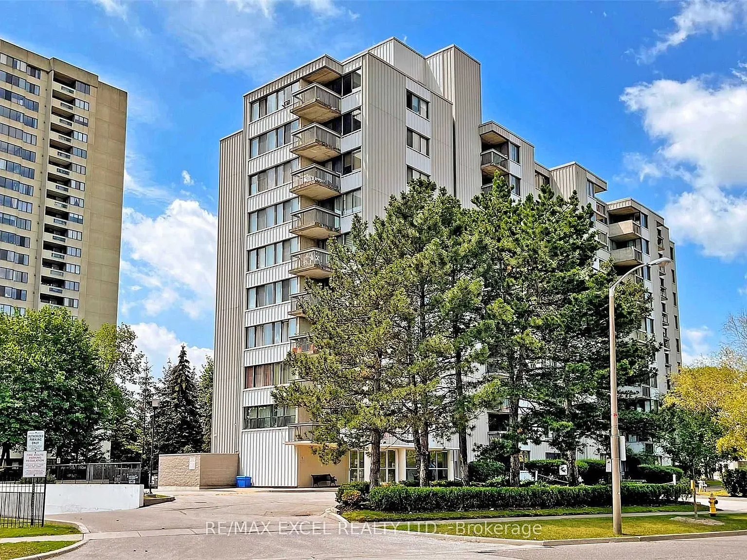 2 bed, $2,380 — Photo 1