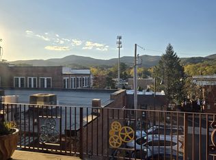 26 S Broad St SUITE 2, Brevard, NC 28712