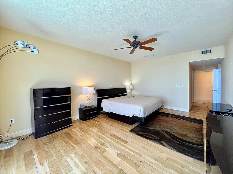 6001 N Ocean Dr #706 — Photo 23