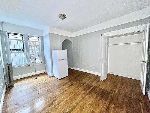 330 E 22nd St #3G Photo 1