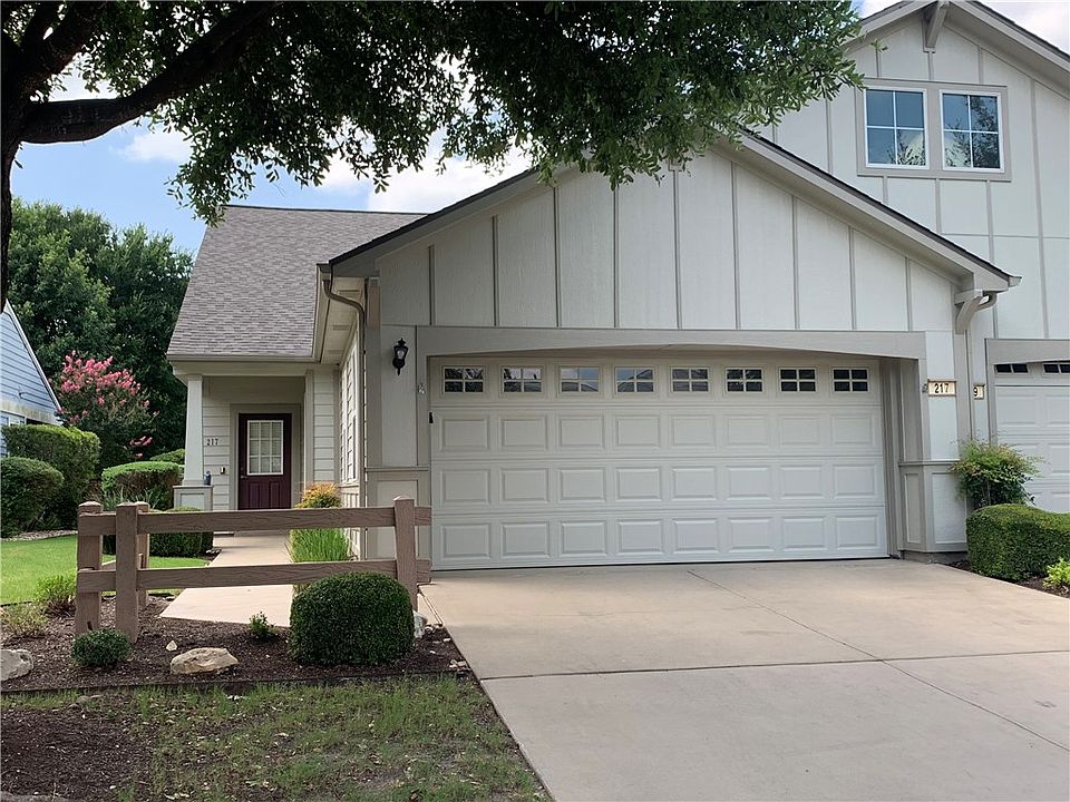 1st image of 217 Essex Ln