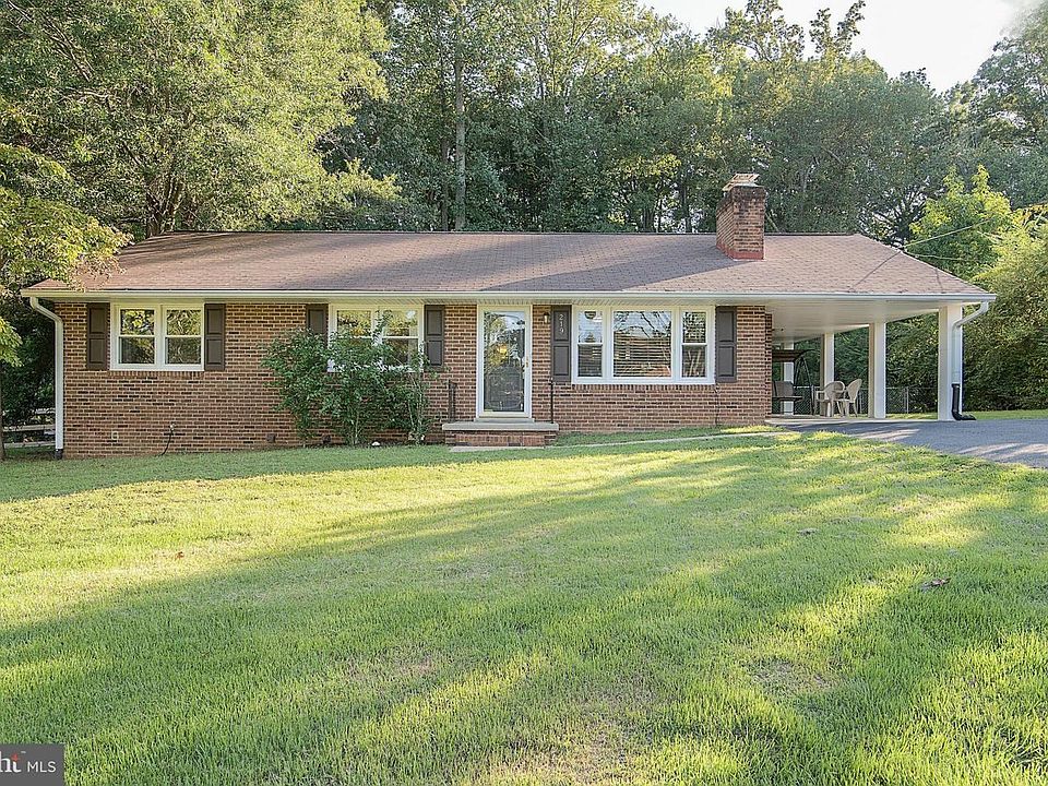1st image of 219 Mount Pleasant Blvd