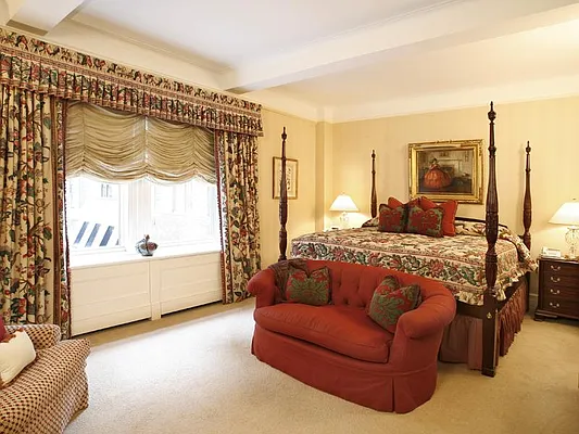 Sold by Sotheby's International Realty | media 16