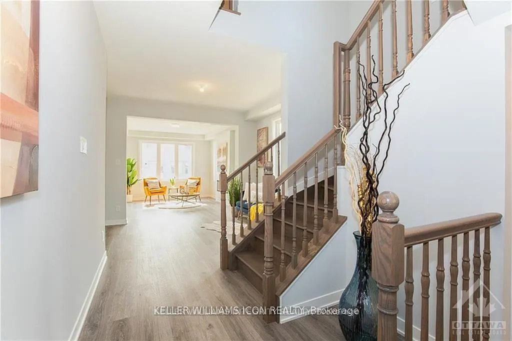 4 bed, $2,880 — Photo 2