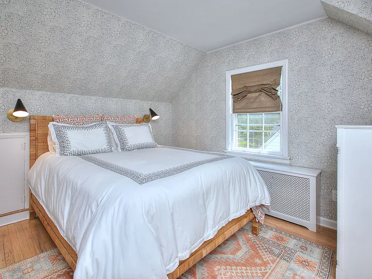11 Treadwell Ave — Photo 24