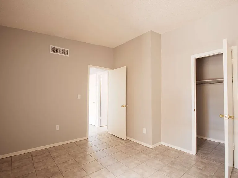 8153 Saint Andrew Ln #B — Photo 15