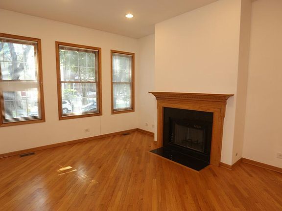 5th image of 1326 W Diversey Pkwy #K1