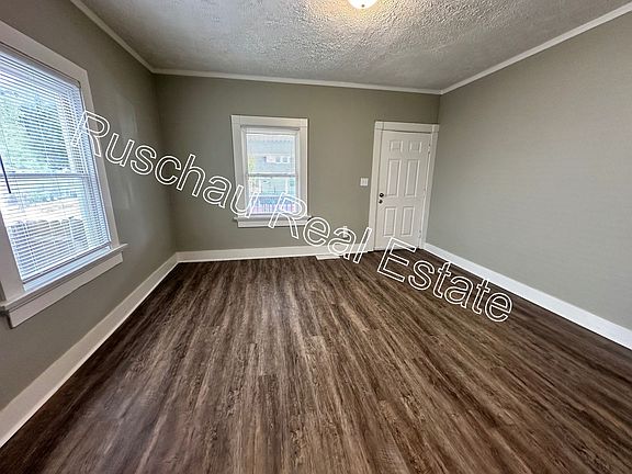 3rd image of 21 Colorado Ave
