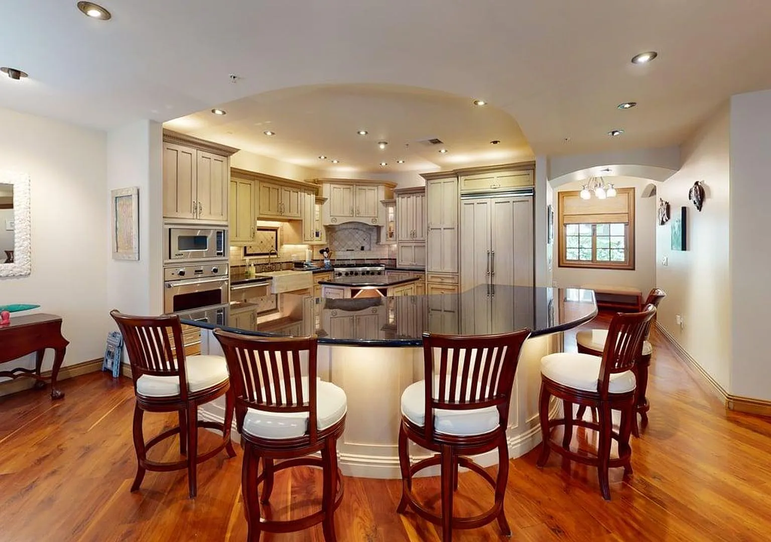 Luxury Coronado Condo in Regatta Bay — Photo 1
