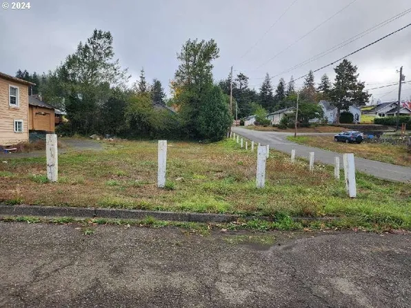 0 N Elliott St, Coquille, OR 97423