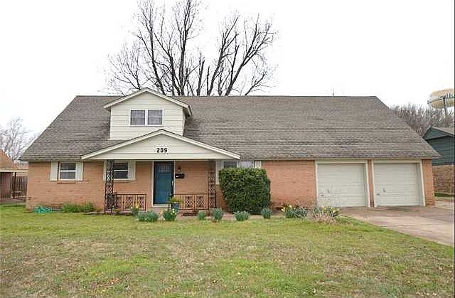 1st image of 209 Howard Dr