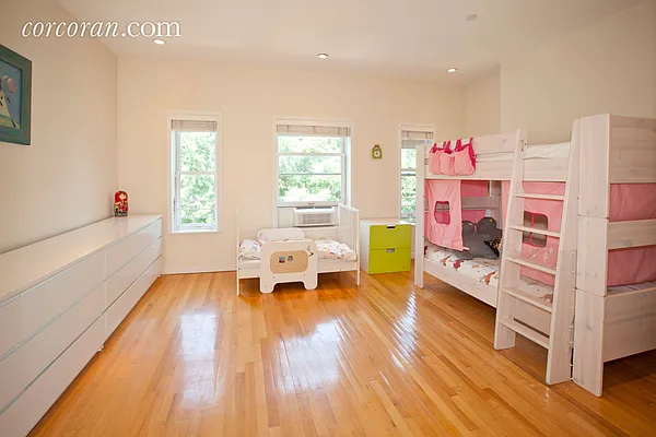 Rented by Corcoran | media 36