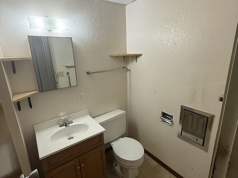 9 E 10th Ave #106 — Photo 6