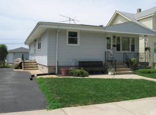3240 Wallace Ave, Steger, IL