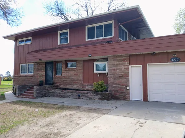 507 E 6th St, Gordon, NE 69343