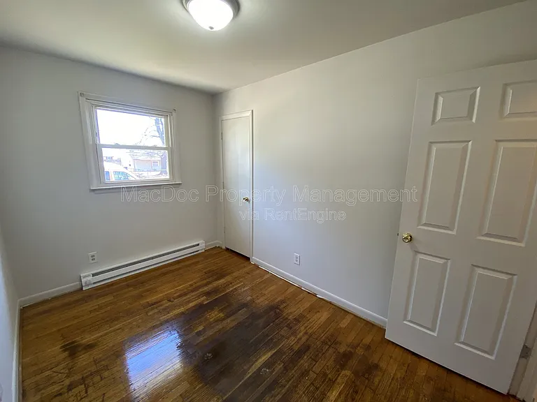 209 Hamilton St #B — Photo 15